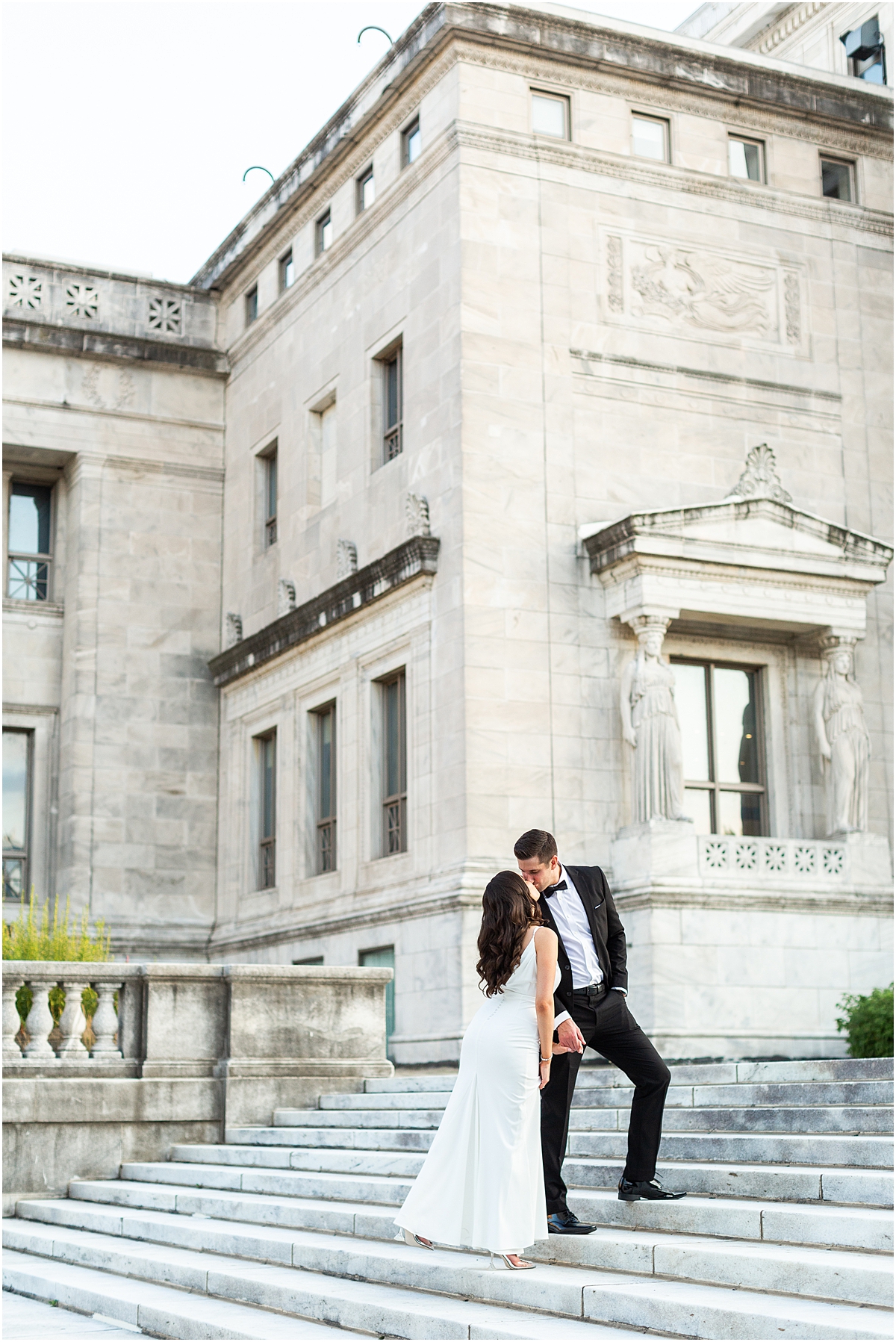 Timeless engagement photos at iconic Chicago locations 