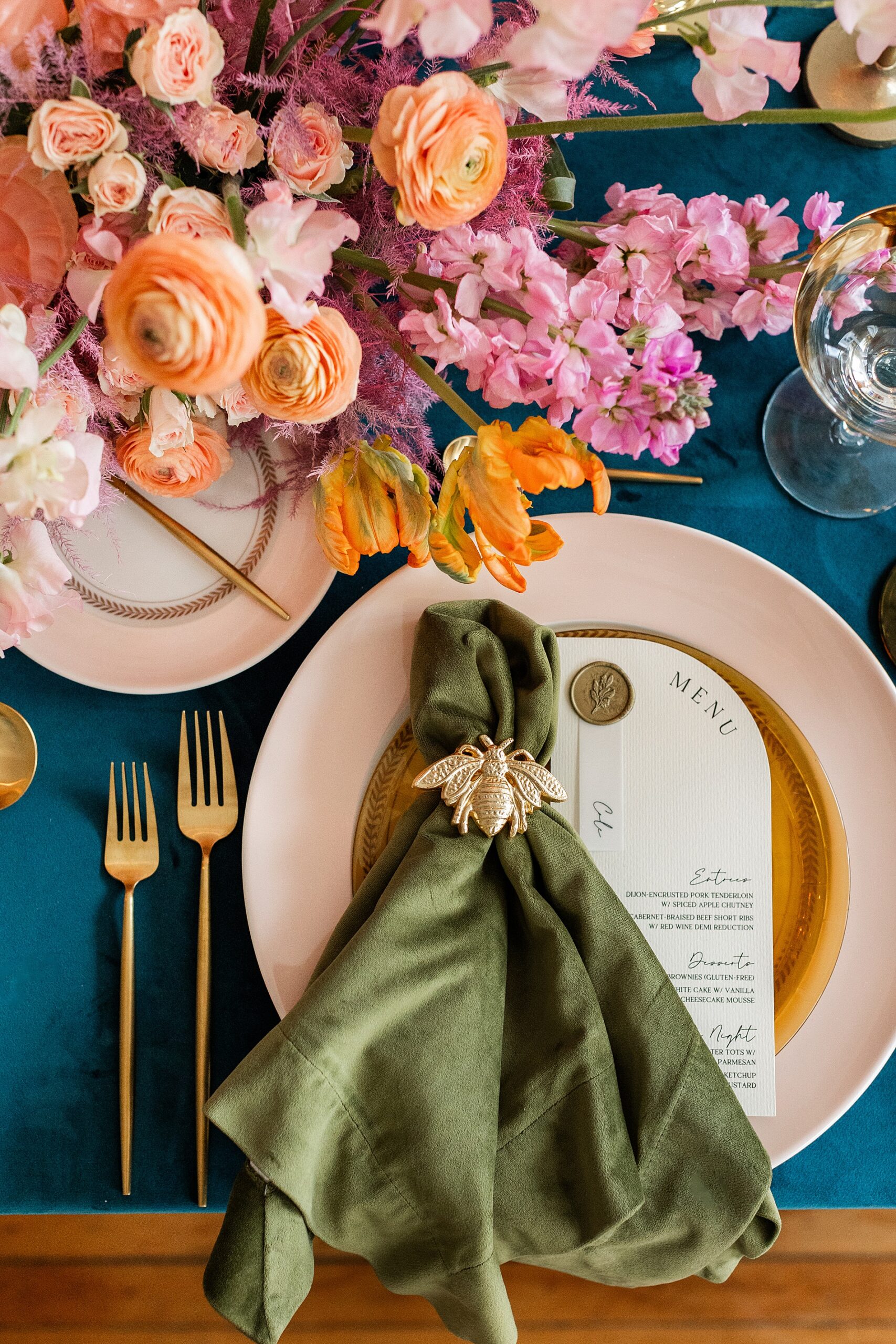 event tablescape and place setting from Amelia Cole Events Editorial at Sunset Studio Chicago