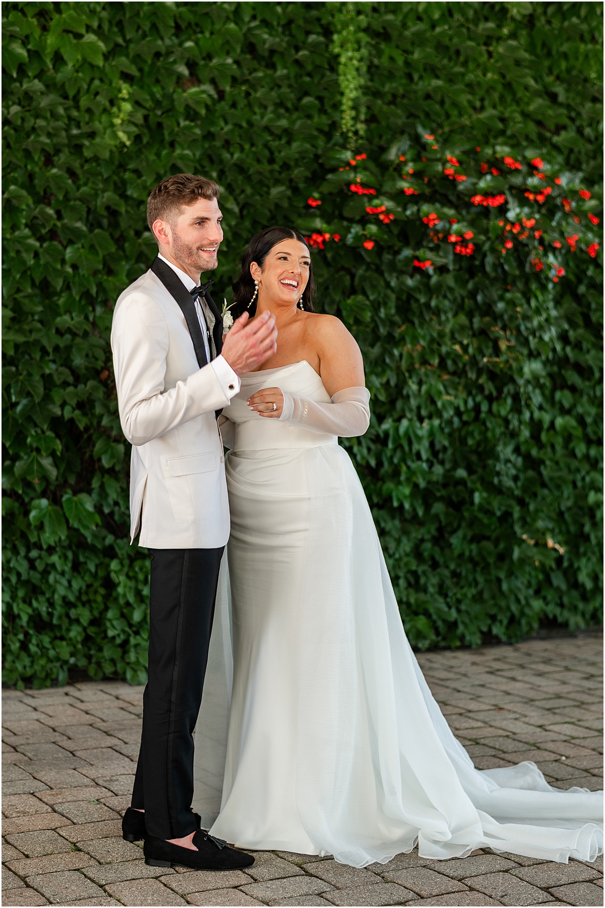 candid wedding photos at Galleria Marchetti Summer Wedding in Chicago