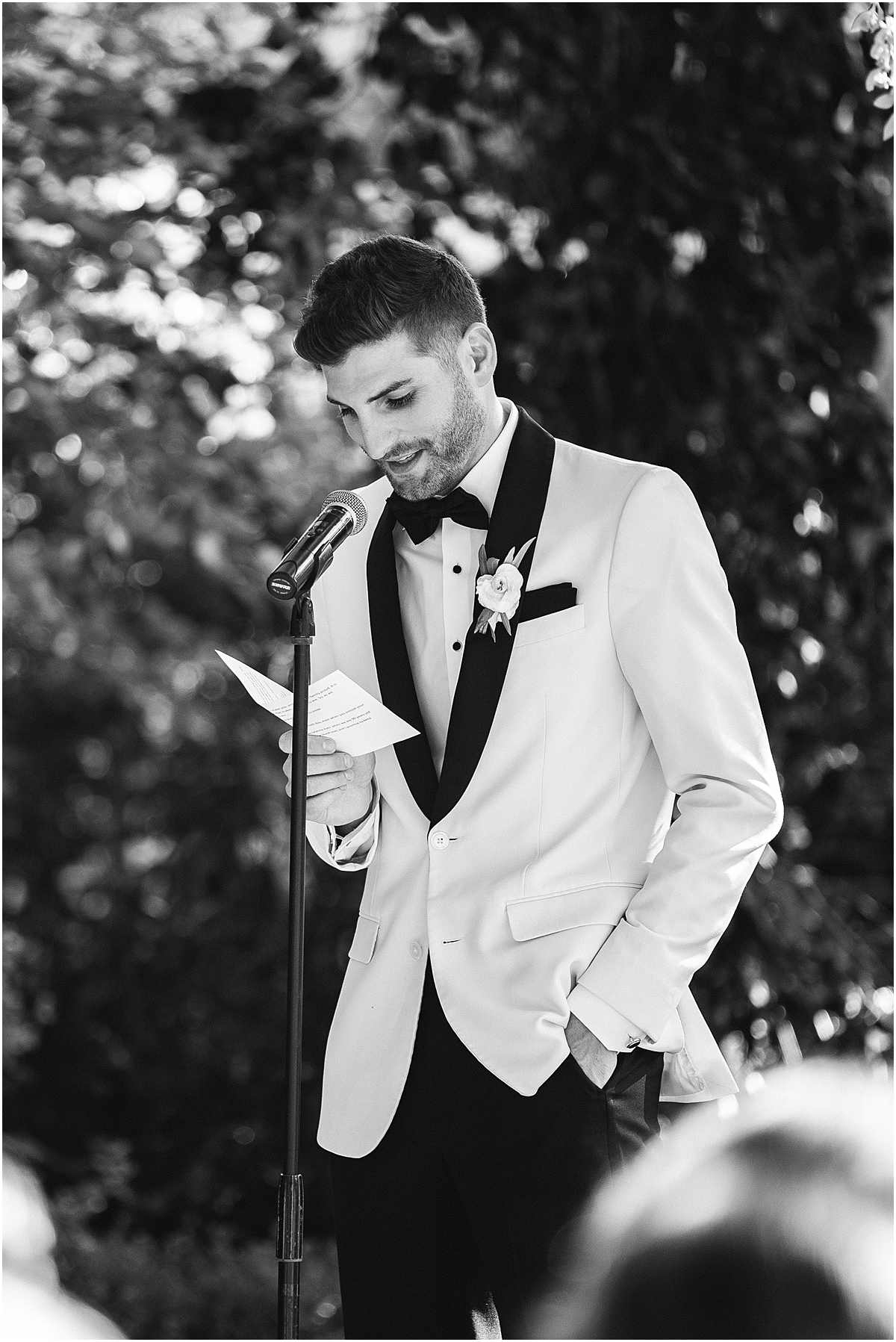 groom reading vows