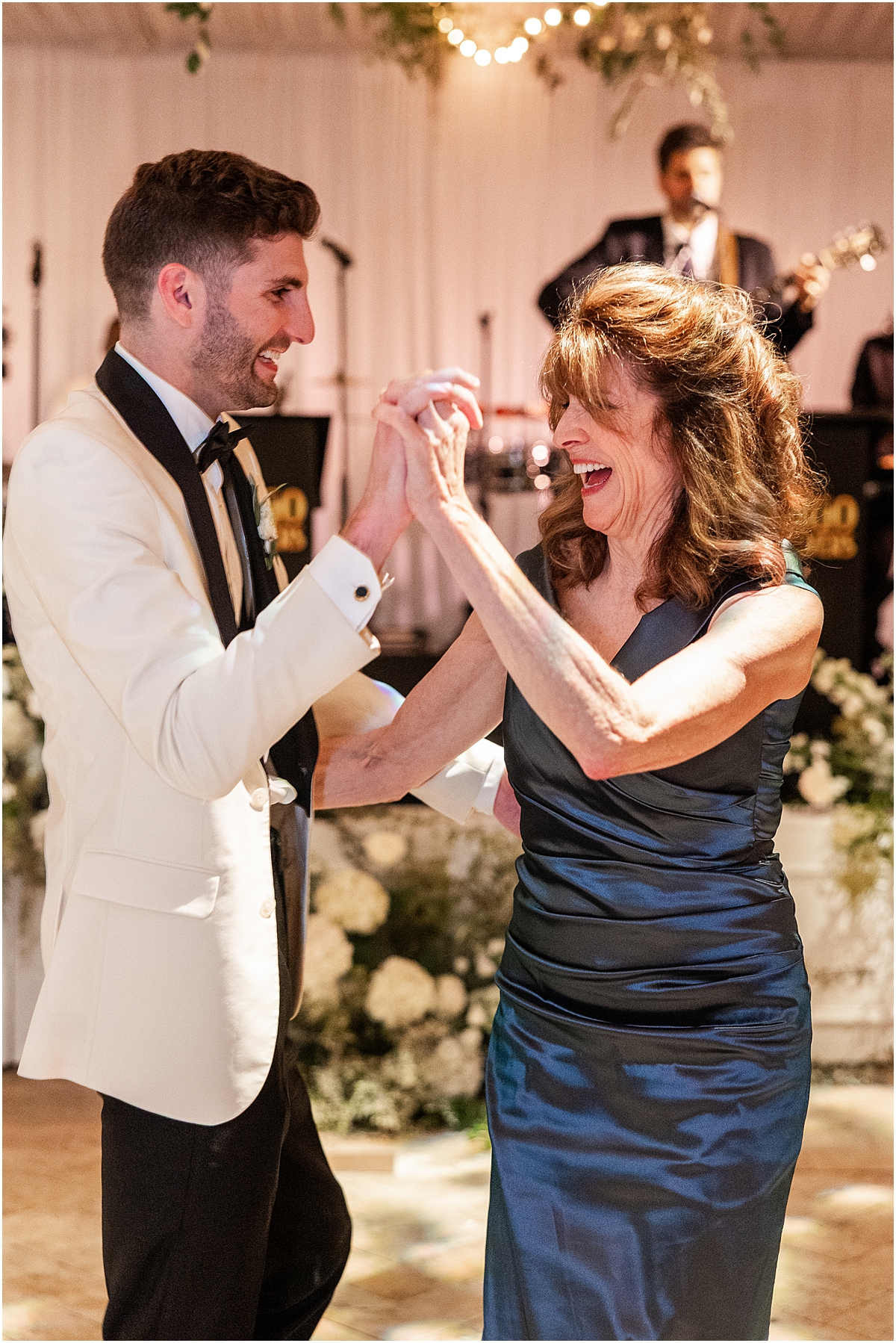 mother-son dance