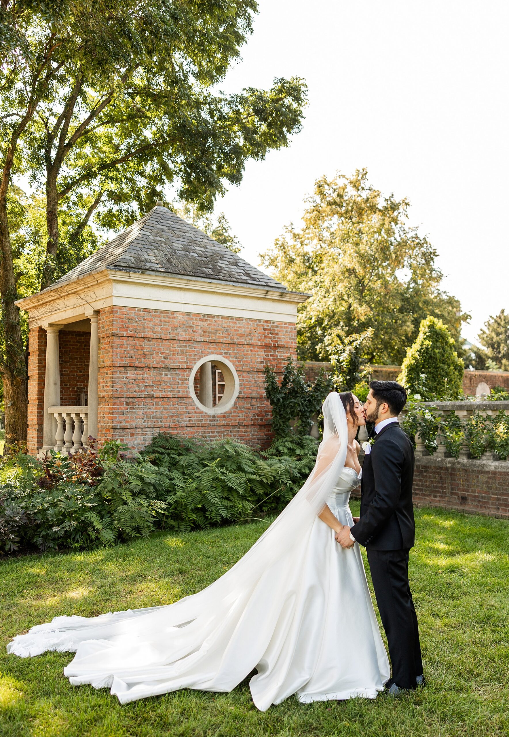Chicago Botanic Gardens Wedding portraits