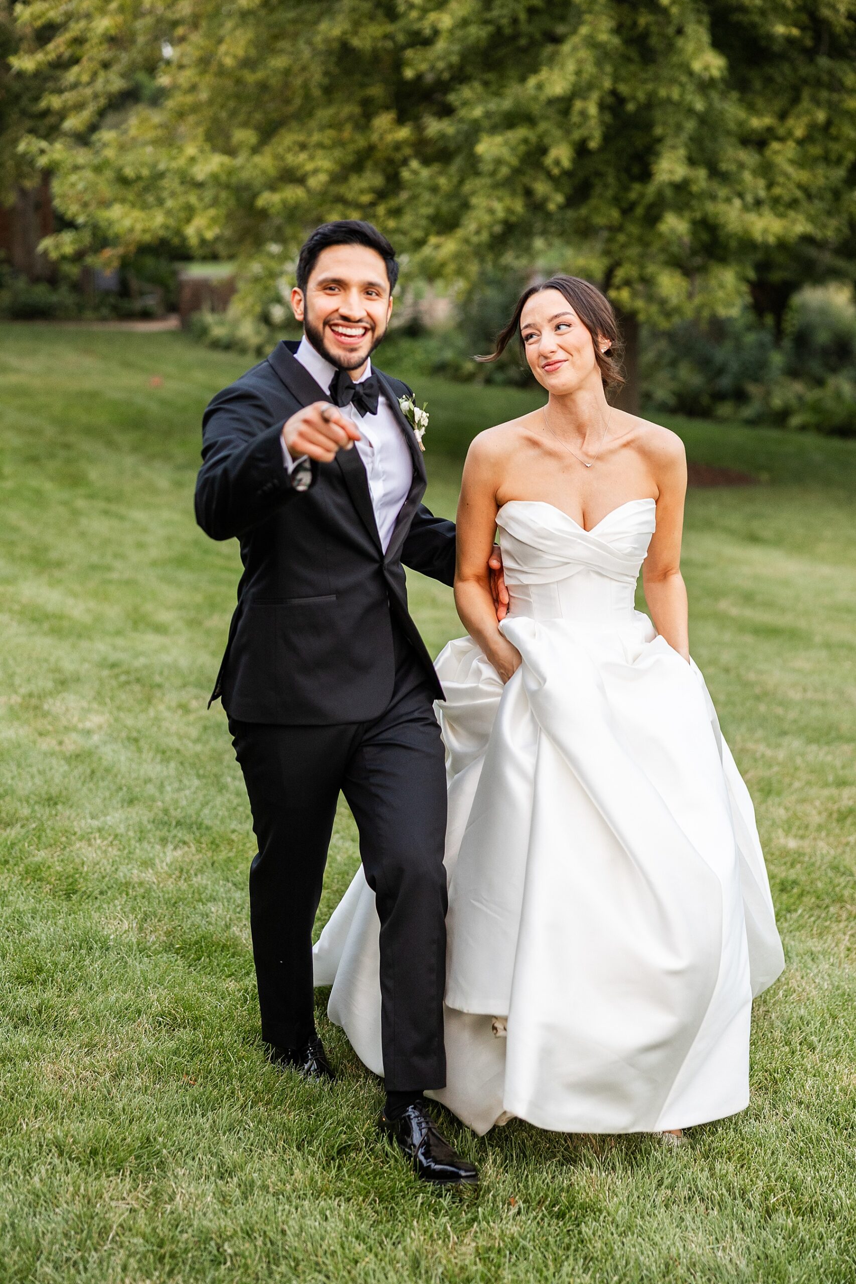 bride and groom photos from Chicago Botanic Gardens Wedding in Glencoe, IL