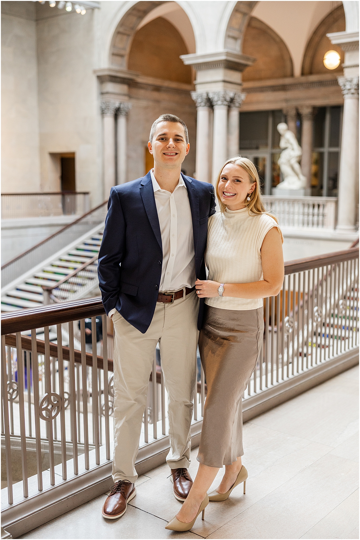 Engagement session at Art Institute of Chicago 