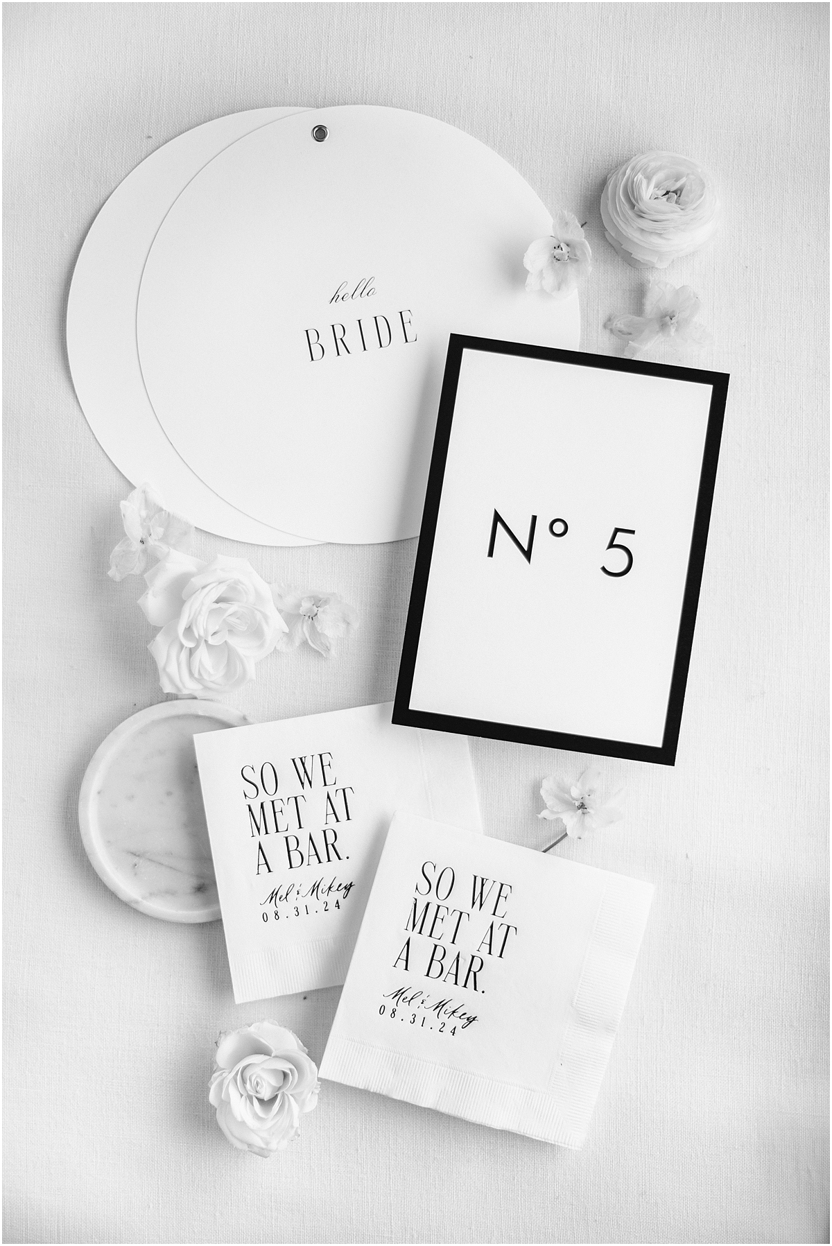 Glamorous Chicago Renaissance Hotel Wedding details