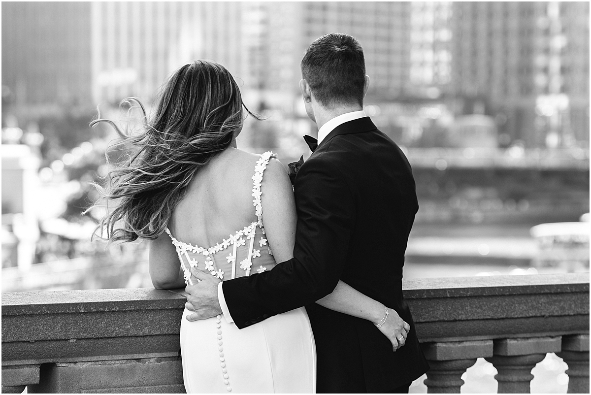 Chicago wedding portraits at Wrigley Building 