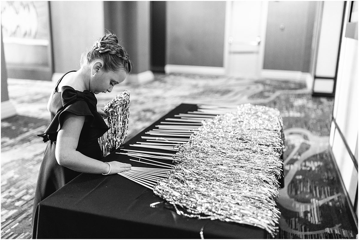 glamorous Chicago Renaissance Hotel wedding 