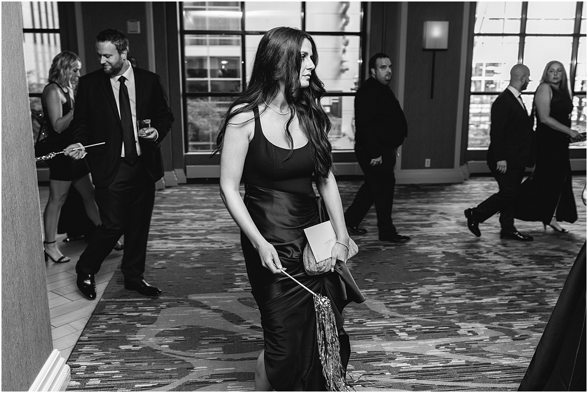 glamorous Chicago Renaissance Hotel wedding 